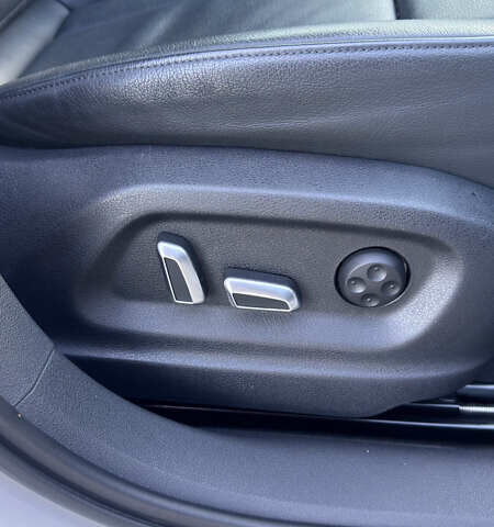 Белый Ауди Ку3, объемом двигателя 1.98 л и пробегом 51 тыс. км за 24000 $, фото 19 на Automoto.ua