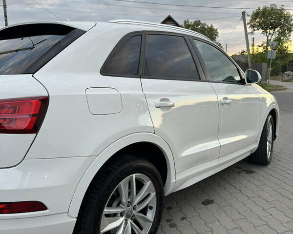 Білий Ауді Ку3, об'ємом двигуна 2 л та пробігом 92 тис. км за 21500 $, фото 12 на Automoto.ua