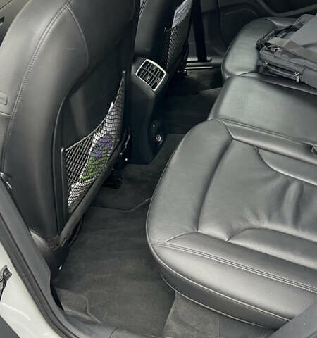 Білий Ауді Ку3, об'ємом двигуна 1.98 л та пробігом 208 тис. км за 19900 $, фото 17 на Automoto.ua