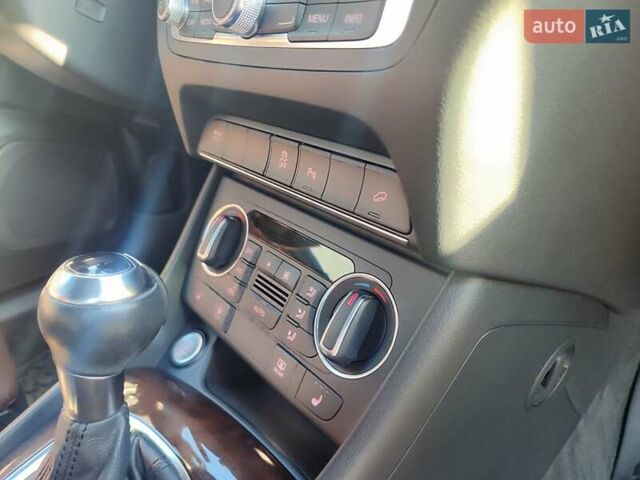 Белый Ауди Ку3, объемом двигателя 2 л и пробегом 84 тыс. км за 17900 $, фото 7 на Automoto.ua