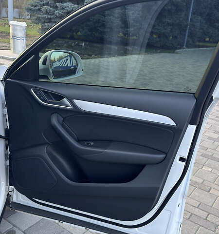 Белый Ауди Ку3, объемом двигателя 1.98 л и пробегом 51 тыс. км за 24000 $, фото 17 на Automoto.ua