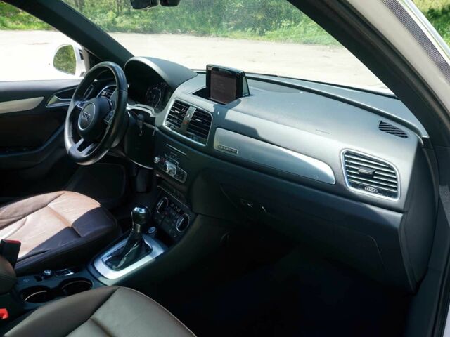 Білий Ауді Ку3, об'ємом двигуна 2 л та пробігом 44 тис. км за 5400 $, фото 8 на Automoto.ua