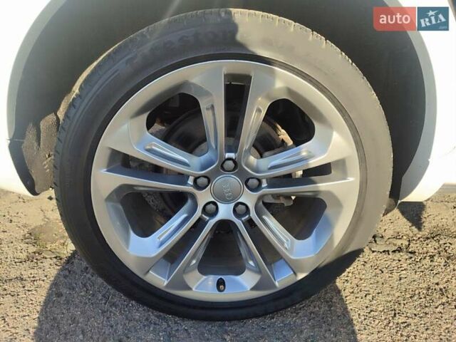 Белый Ауди Ку3, объемом двигателя 2 л и пробегом 84 тыс. км за 17900 $, фото 6 на Automoto.ua