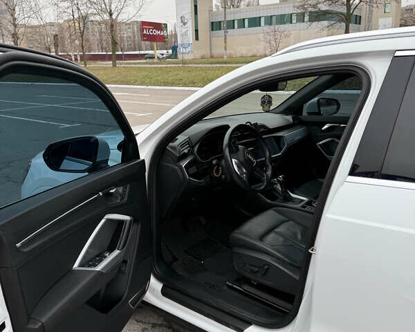 Білий Ауді Ку3, об'ємом двигуна 1.98 л та пробігом 98 тис. км за 27950 $, фото 16 на Automoto.ua