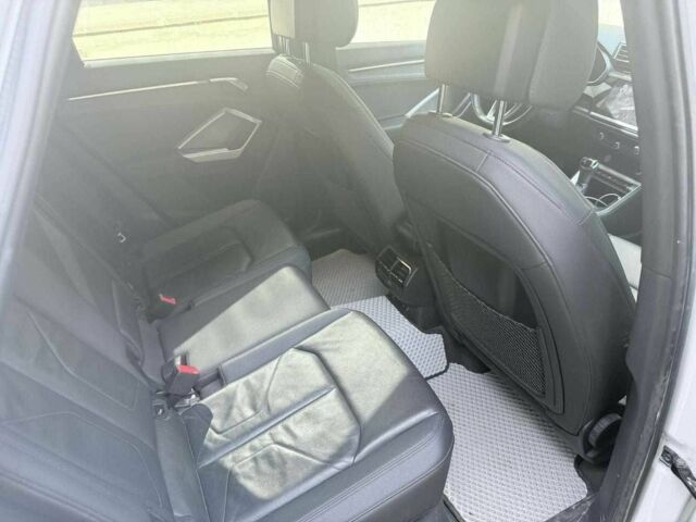 Білий Ауді Ку3, об'ємом двигуна 2 л та пробігом 23 тис. км за 16800 $, фото 1 на Automoto.ua