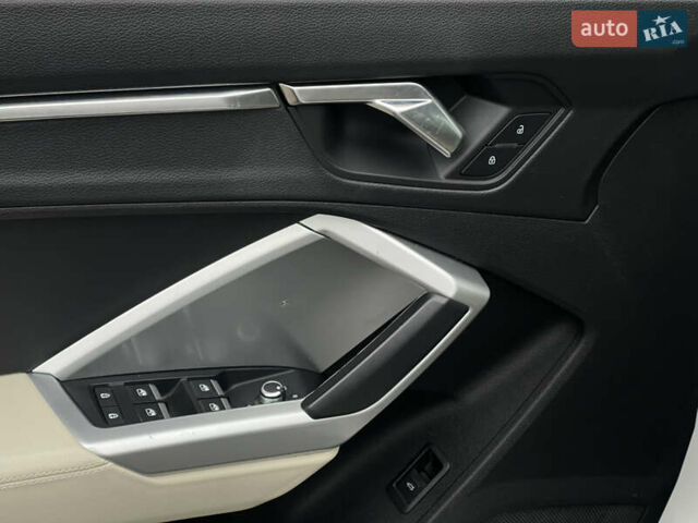 Белый Ауди Ку3, объемом двигателя 1.98 л и пробегом 108 тыс. км за 18999 $, фото 15 на Automoto.ua