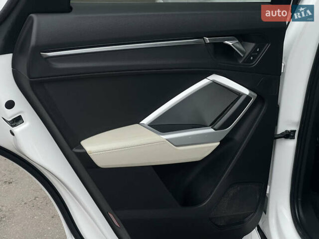 Белый Ауди Ку3, объемом двигателя 1.98 л и пробегом 108 тыс. км за 18999 $, фото 19 на Automoto.ua