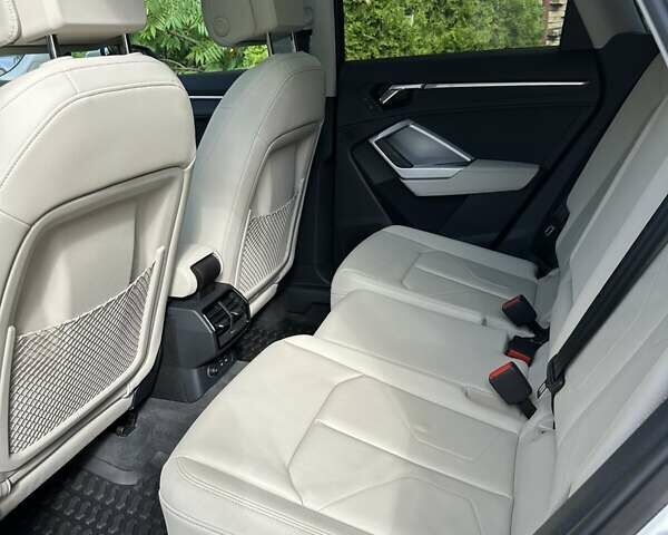 Білий Ауді Ку3, об'ємом двигуна 1.98 л та пробігом 90 тис. км за 25500 $, фото 1 на Automoto.ua