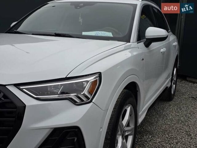 Белый Ауди Ку3, объемом двигателя 2 л и пробегом 63 тыс. км за 19999 $, фото 19 на Automoto.ua