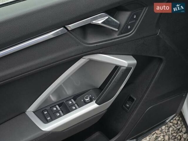 Белый Ауди Ку3, объемом двигателя 2 л и пробегом 63 тыс. км за 19999 $, фото 25 на Automoto.ua