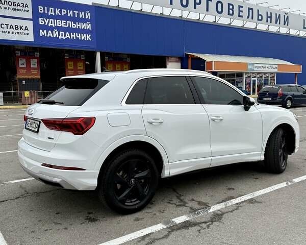 Білий Ауді Ку3, об'ємом двигуна 1.98 л та пробігом 98 тис. км за 27950 $, фото 4 на Automoto.ua