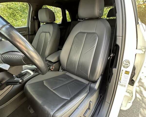 Белый Ауди Ку3, объемом двигателя 1.98 л и пробегом 133 тыс. км за 21999 $, фото 14 на Automoto.ua