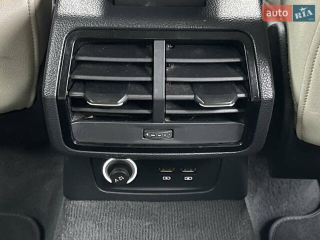 Белый Ауди Ку3, объемом двигателя 1.98 л и пробегом 108 тыс. км за 18999 $, фото 25 на Automoto.ua