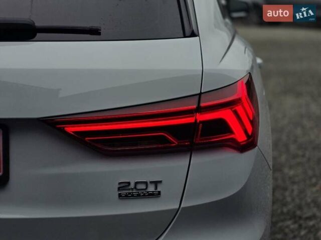 Белый Ауди Ку3, объемом двигателя 2 л и пробегом 63 тыс. км за 19999 $, фото 45 на Automoto.ua