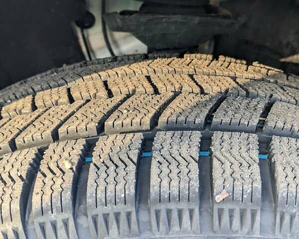 Белый Ауди Ку3, объемом двигателя 1.98 л и пробегом 98 тыс. км за 28000 $, фото 13 на Automoto.ua