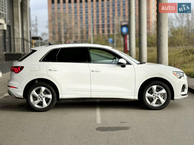 Белый Ауди Ку3, объемом двигателя 2 л и пробегом 124 тыс. км за 24500 $, фото 3 на Automoto.ua