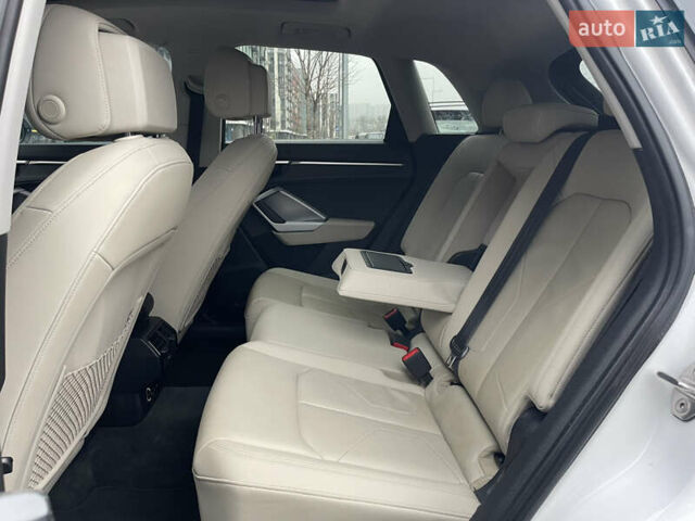 Белый Ауди Ку3, объемом двигателя 1.98 л и пробегом 108 тыс. км за 18999 $, фото 22 на Automoto.ua