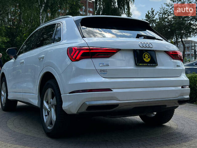 Белый Ауди Ку3, объемом двигателя 2 л и пробегом 42 тыс. км за 27900 $, фото 4 на Automoto.ua