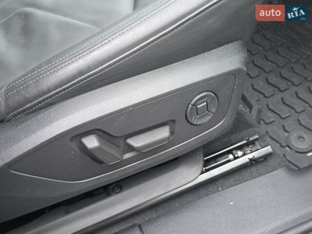 Белый Ауди Ку3, объемом двигателя 2 л и пробегом 63 тыс. км за 19999 $, фото 41 на Automoto.ua