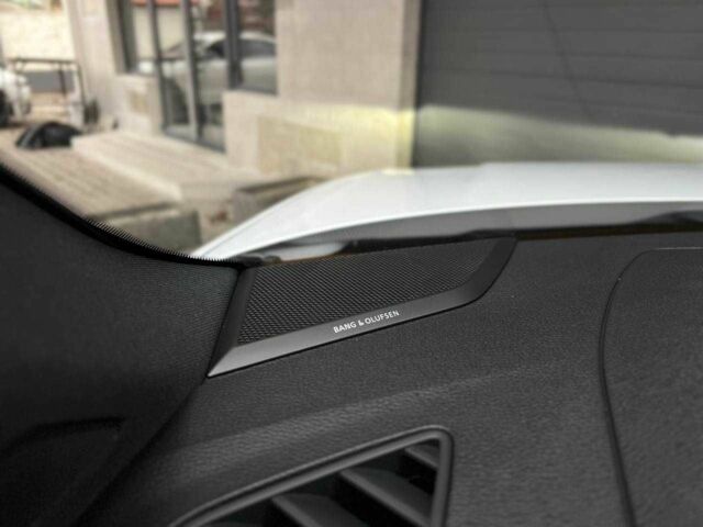 Белый Ауди Ку3, объемом двигателя 2 л и пробегом 111 тыс. км за 21900 $, фото 22 на Automoto.ua