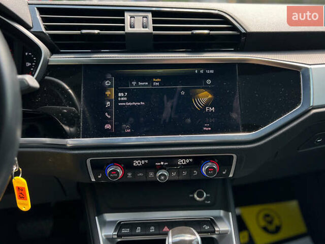 Белый Ауди Ку3, объемом двигателя 2 л и пробегом 42 тыс. км за 27900 $, фото 17 на Automoto.ua