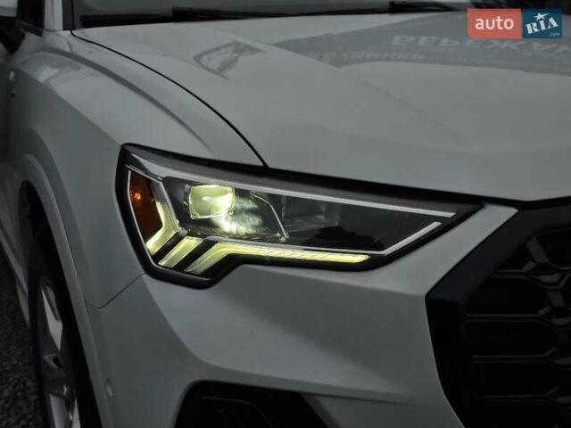 Белый Ауди Ку3, объемом двигателя 2 л и пробегом 63 тыс. км за 19999 $, фото 46 на Automoto.ua