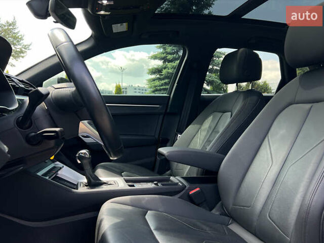 Белый Ауди Ку3, объемом двигателя 2 л и пробегом 42 тыс. км за 27900 $, фото 20 на Automoto.ua