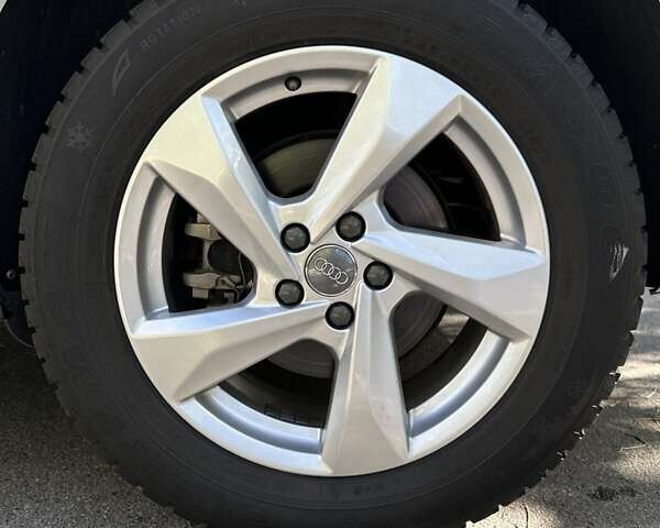 Белый Ауди Ку3, объемом двигателя 1.98 л и пробегом 133 тыс. км за 21999 $, фото 6 на Automoto.ua