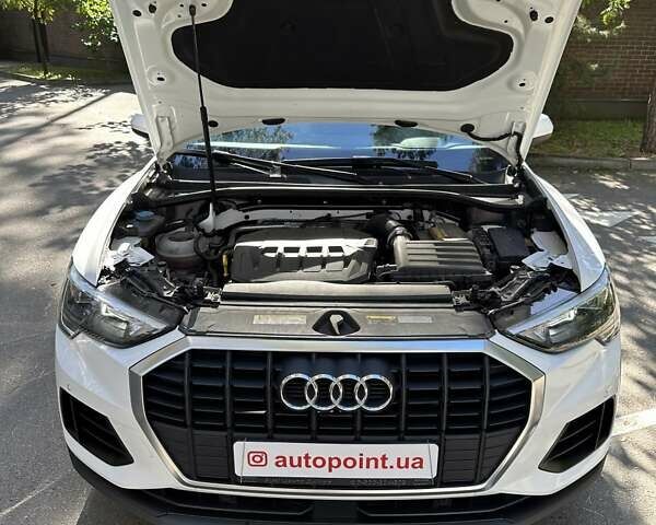 Білий Ауді Ку3, об'ємом двигуна 1.98 л та пробігом 133 тис. км за 21999 $, фото 37 на Automoto.ua