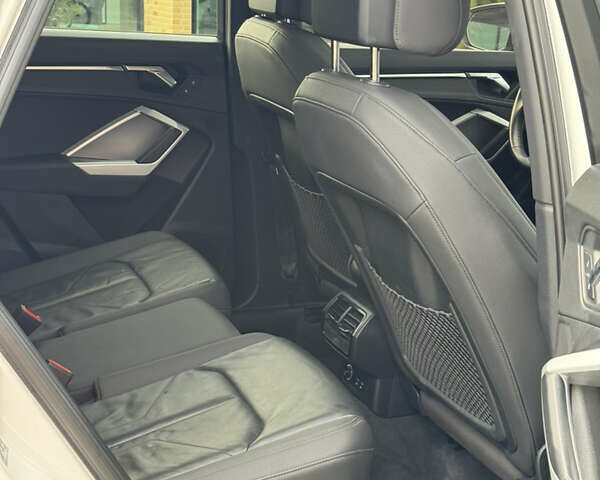 Белый Ауди Ку3, объемом двигателя 1.98 л и пробегом 85 тыс. км за 20400 $, фото 18 на Automoto.ua