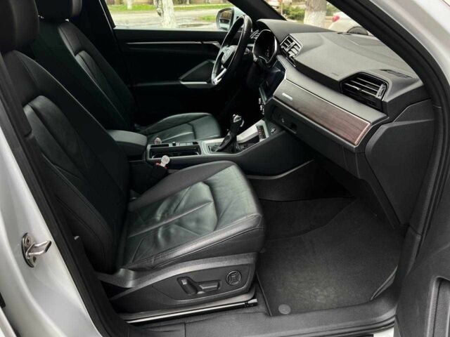 Белый Ауди Ку3, объемом двигателя 2 л и пробегом 111 тыс. км за 21900 $, фото 17 на Automoto.ua