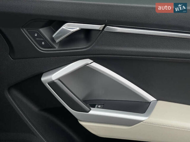 Белый Ауди Ку3, объемом двигателя 1.98 л и пробегом 108 тыс. км за 18999 $, фото 27 на Automoto.ua