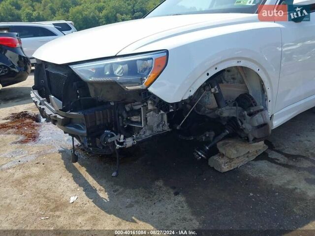 Белый Ауди Ку3, объемом двигателя 0 л и пробегом 88 тыс. км за 16000 $, фото 6 на Automoto.ua