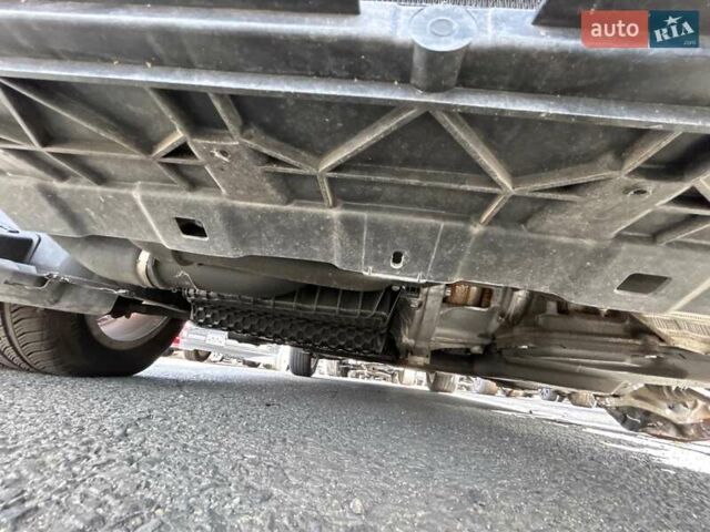 Белый Ауди Ку3, объемом двигателя 0 л и пробегом 88 тыс. км за 16000 $, фото 12 на Automoto.ua