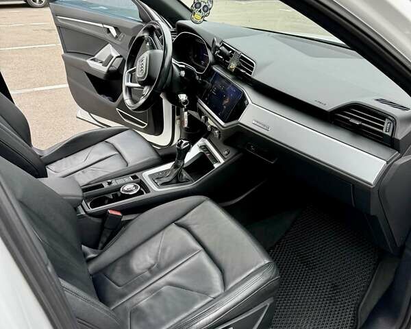 Білий Ауді Ку3, об'ємом двигуна 1.98 л та пробігом 98 тис. км за 27950 $, фото 13 на Automoto.ua