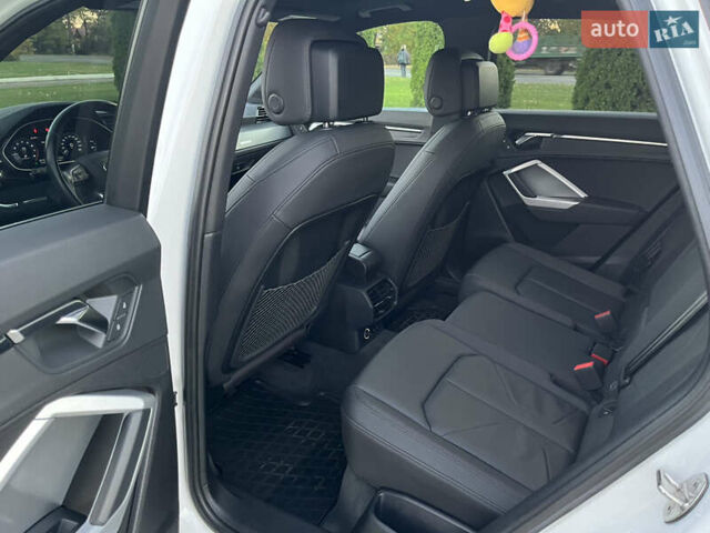 Білий Ауді Ку3, об'ємом двигуна 1.98 л та пробігом 85 тис. км за 25500 $, фото 11 на Automoto.ua
