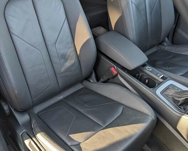 Белый Ауди Ку3, объемом двигателя 1.98 л и пробегом 98 тыс. км за 28000 $, фото 27 на Automoto.ua