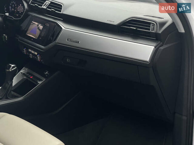 Белый Ауди Ку3, объемом двигателя 1.98 л и пробегом 108 тыс. км за 18999 $, фото 28 на Automoto.ua