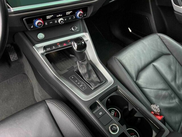 Белый Ауди Ку3, объемом двигателя 2 л и пробегом 111 тыс. км за 21900 $, фото 21 на Automoto.ua