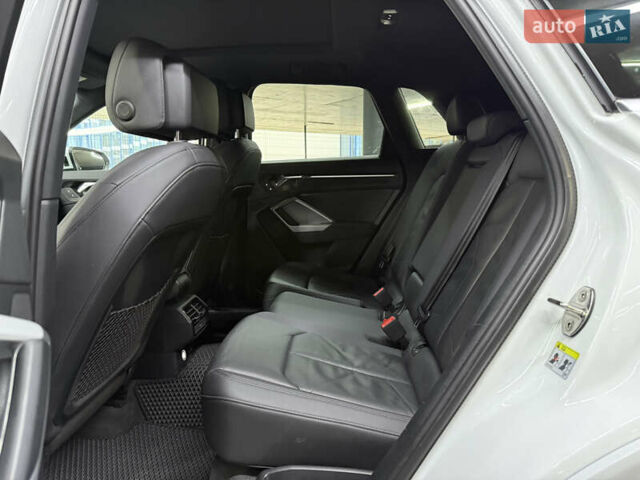 Белый Ауди Ку3, объемом двигателя 1.98 л и пробегом 23 тыс. км за 28900 $, фото 23 на Automoto.ua