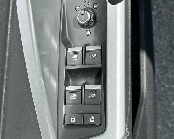 Белый Ауди Ку3, объемом двигателя 1.98 л и пробегом 133 тыс. км за 22600 $, фото 21 на Automoto.ua