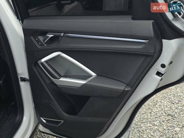 Белый Ауди Ку3, объемом двигателя 2 л и пробегом 63 тыс. км за 19999 $, фото 36 на Automoto.ua