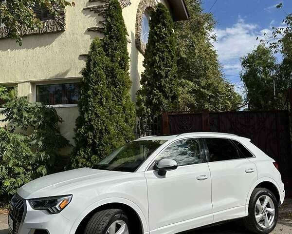 Білий Ауді Ку3, об'ємом двигуна 1.98 л та пробігом 90 тис. км за 25500 $, фото 9 на Automoto.ua