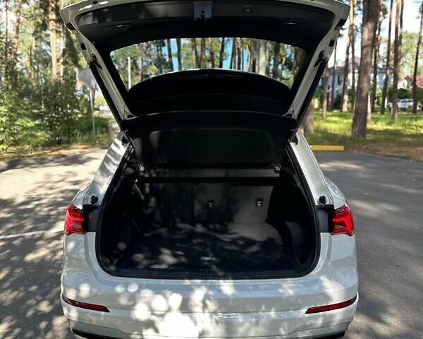 Белый Ауди Ку3, объемом двигателя 1.98 л и пробегом 133 тыс. км за 21999 $, фото 11 на Automoto.ua