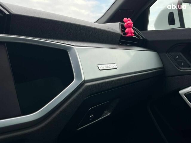 Белый Ауди Ку3, объемом двигателя 2 л и пробегом 84 тыс. км за 27990 $, фото 34 на Automoto.ua