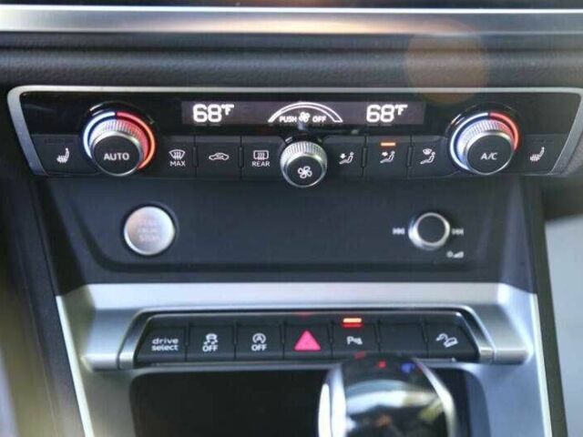 Белый Ауди Ку3, объемом двигателя 2 л и пробегом 34 тыс. км за 8900 $, фото 13 на Automoto.ua