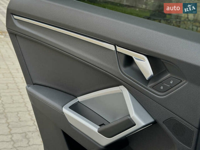 Белый Ауди Ку3, объемом двигателя 2 л и пробегом 42 тыс. км за 27999 $, фото 70 на Automoto.ua