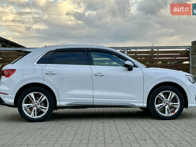 Білий Ауді Ку3, об'ємом двигуна 2 л та пробігом 42 тис. км за 28500 $, фото 31 на Automoto.ua