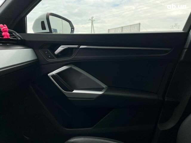 Белый Ауди Ку3, объемом двигателя 2 л и пробегом 84 тыс. км за 27990 $, фото 33 на Automoto.ua