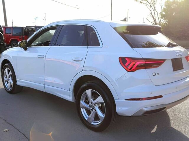 Білий Ауді Ку3, об'ємом двигуна 2 л та пробігом 38 тис. км за 11800 $, фото 6 на Automoto.ua